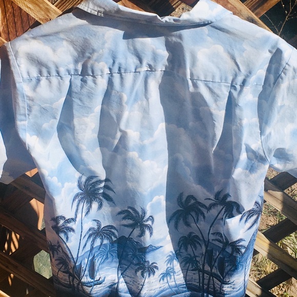 🌺Men’s Hawaiian Shirt, Size M. - Picture 3 of 8